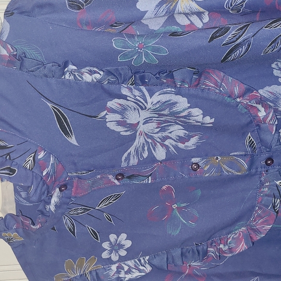 Vintage ruffle blouse - Picture 5 of 7